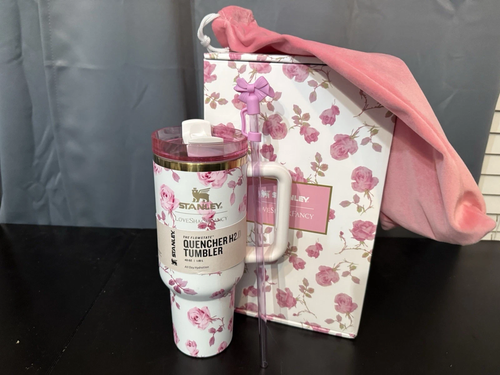 Stanley x LoveShackFancy 40oz Ribbon Rosa FlowState H2.0 Tumbler White Pink