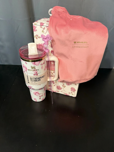 Stanley x LoveShackFancy 40oz Ribbon Rosa FlowState H2.0 Tumbler White Pink